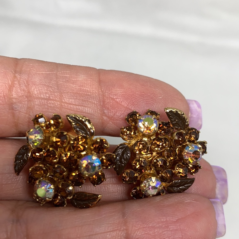 Vintage Weiss-NY clip on earrings - Picture 8 of 8